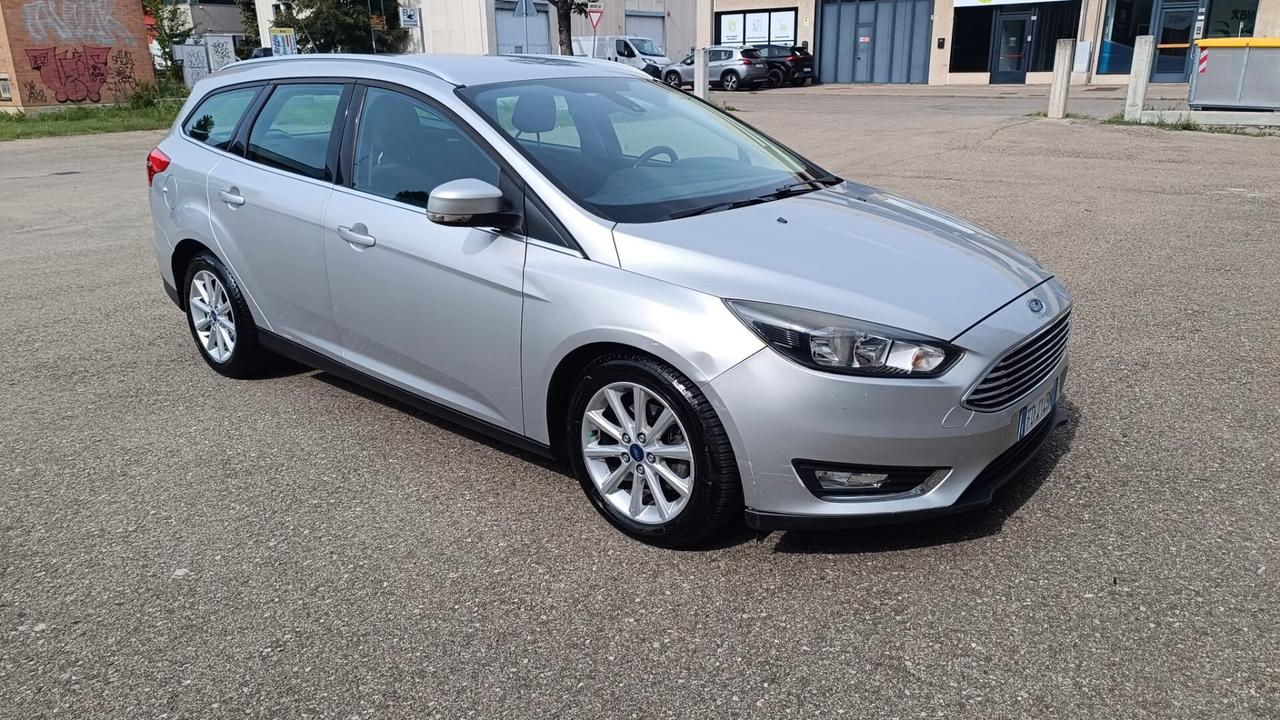 Ford Focus 1.5 TDCi 120 CV Start&Stop Powershift Titanium