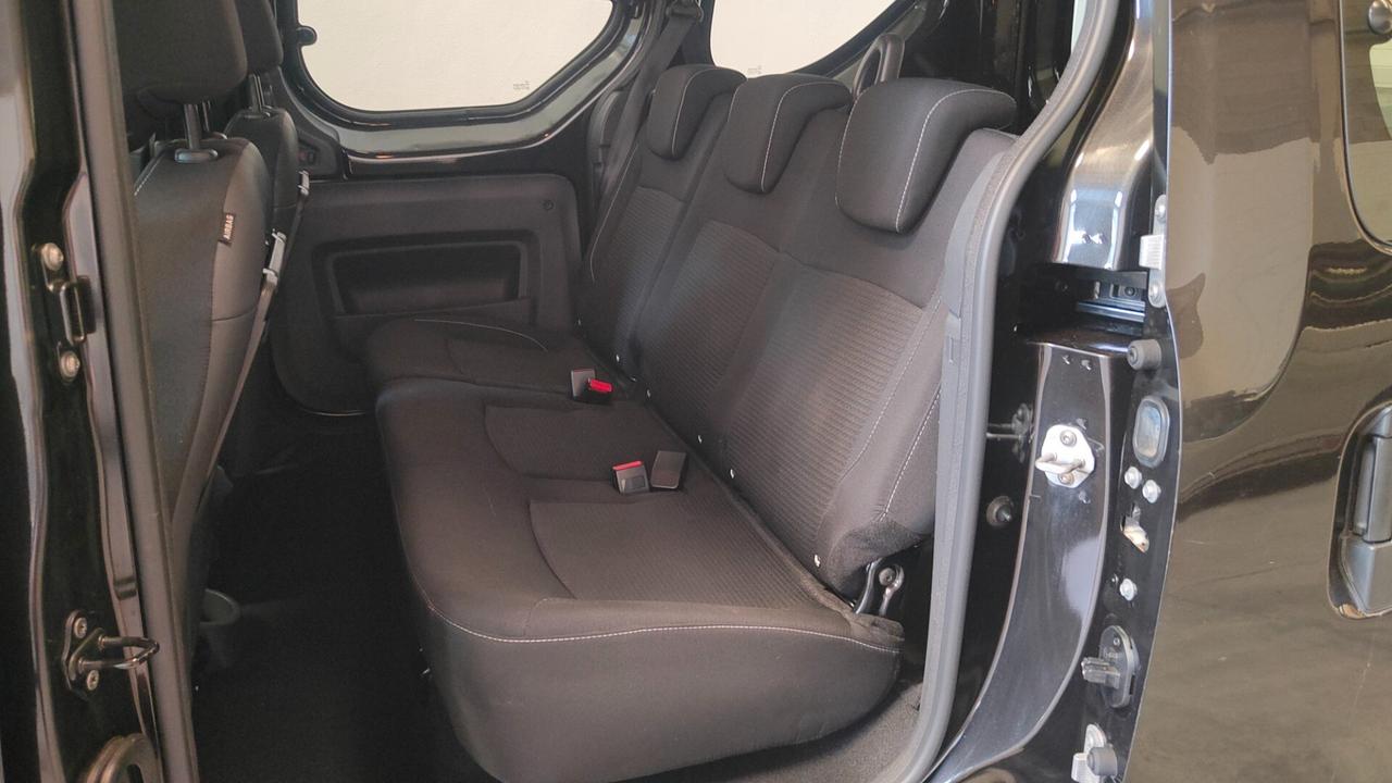 DACIA DOKKER laureate 1.2 tce 116cv sensori parcheggio