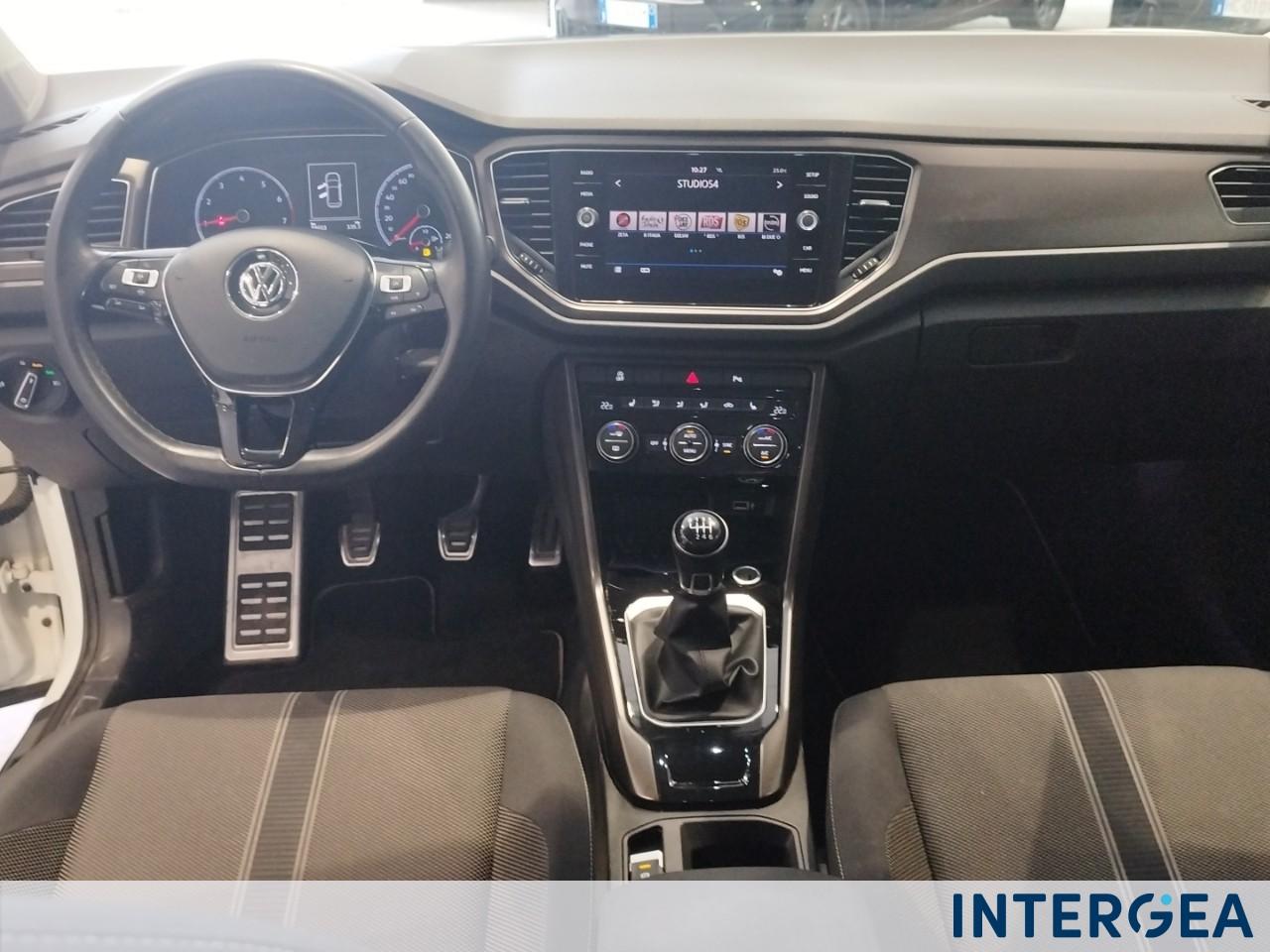 VOLKSWAGEN T-Roc 1.0 tsi Advanced