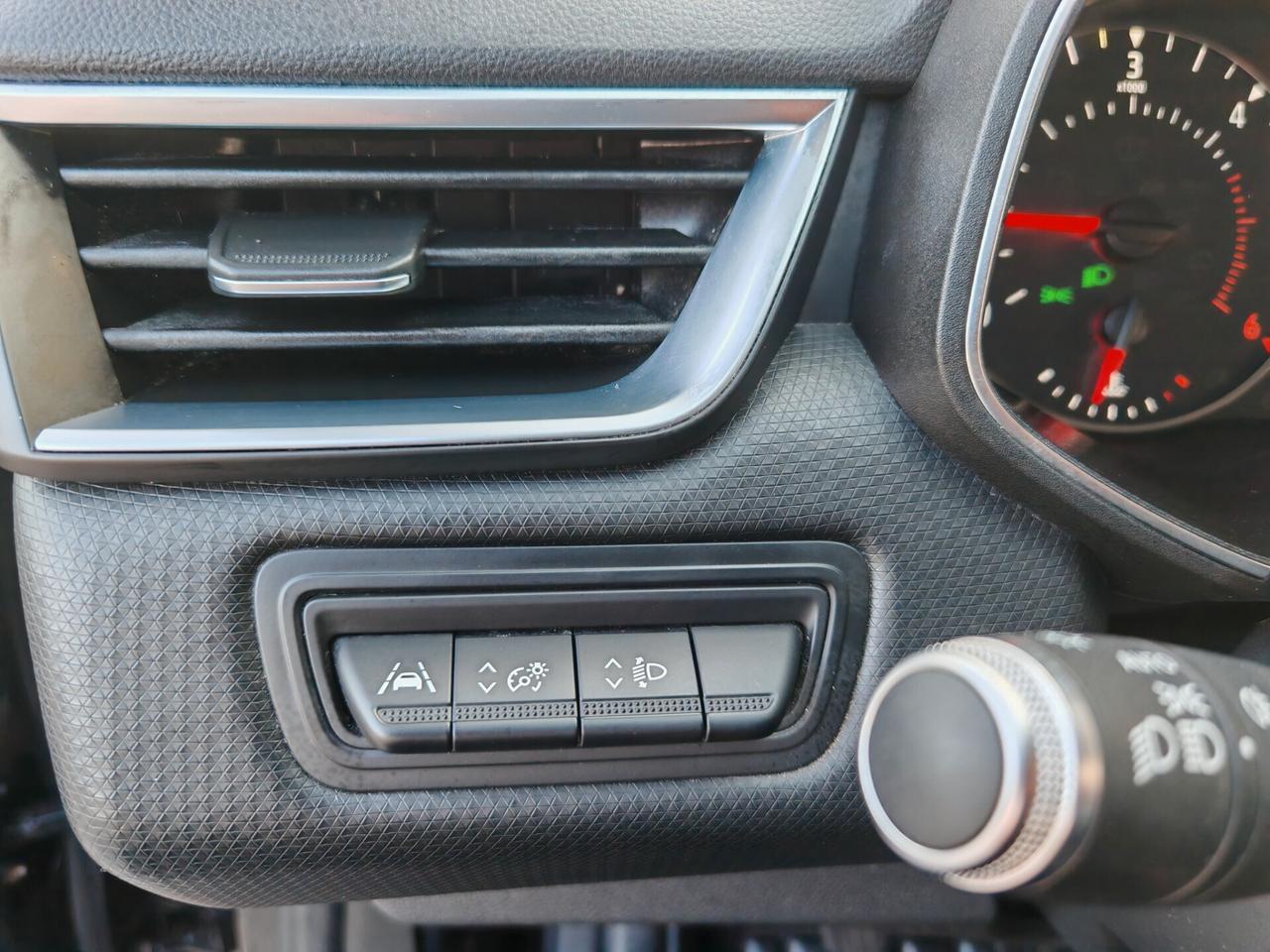 RENAULT CLIO 1.5 DCI OK NEOPATENTATI KM VERI UNIPROPRIETARIO