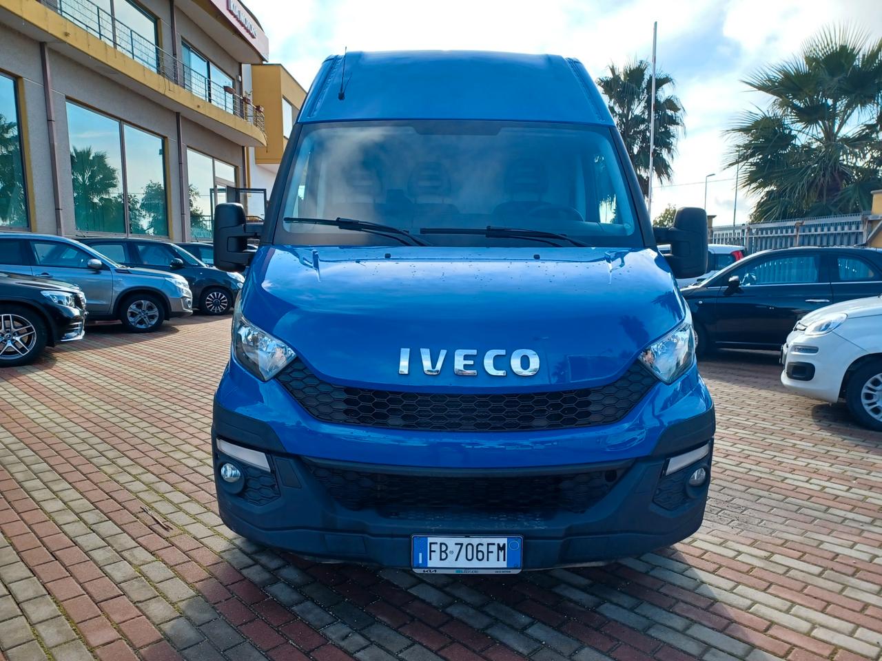 Iveco New Daily 2.3 35S13 .