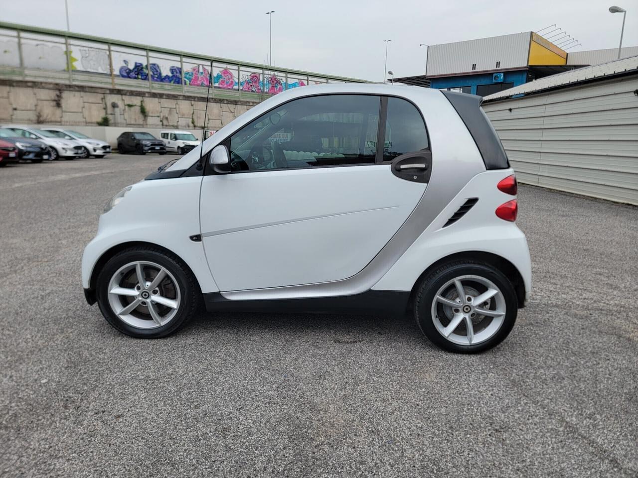 Smart ForTwo 800 33 kW CDI COUPE' GARANZIA