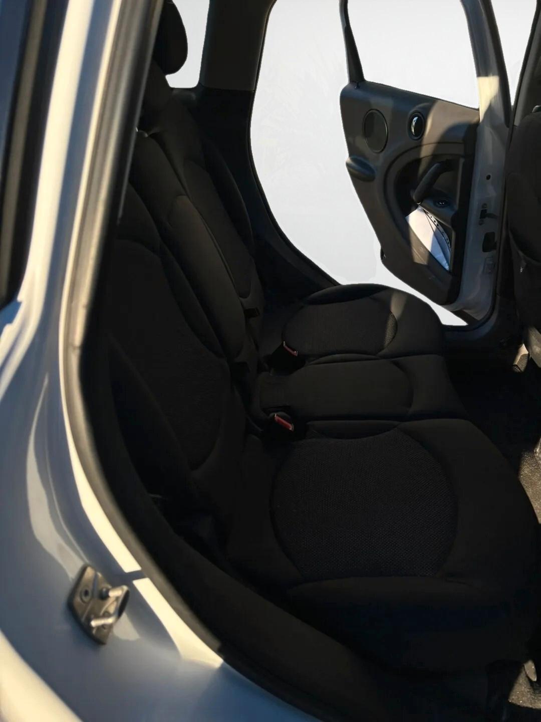 Mini Cooper D Countryman 2.0 111 CV Automatica