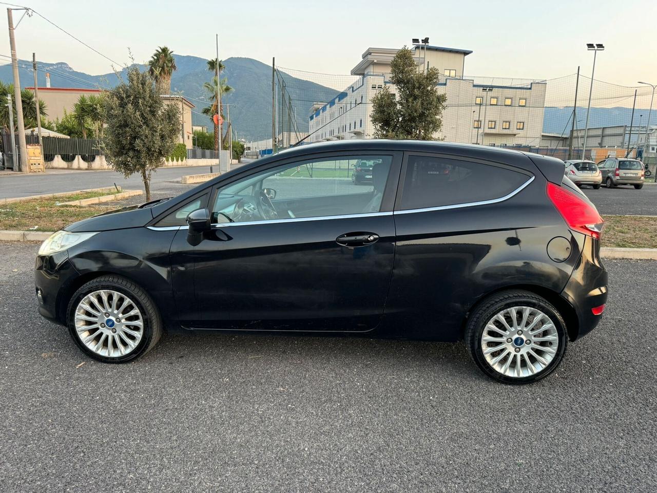 Ford Fiesta 1.6 TDCi 95CV 3 porte Titanium