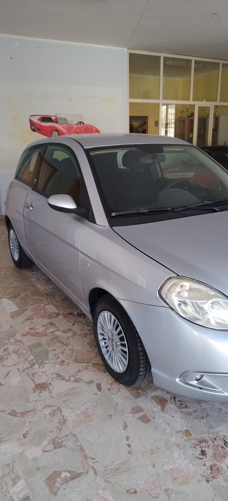 Lancia Ypsilon 1.2 FINANZIABILE