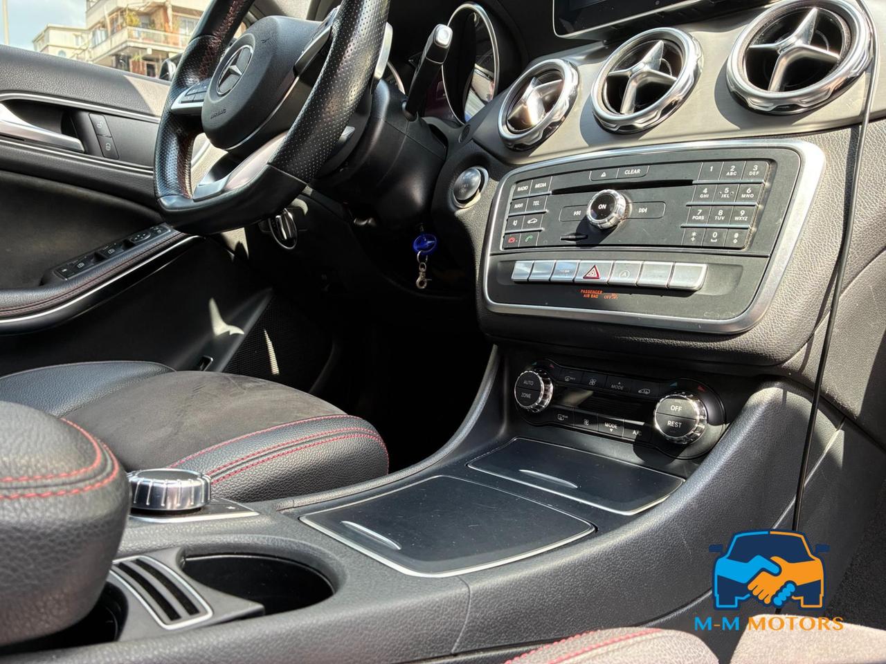 Mercedes GLA 200d AMG Premium auto 136 cv