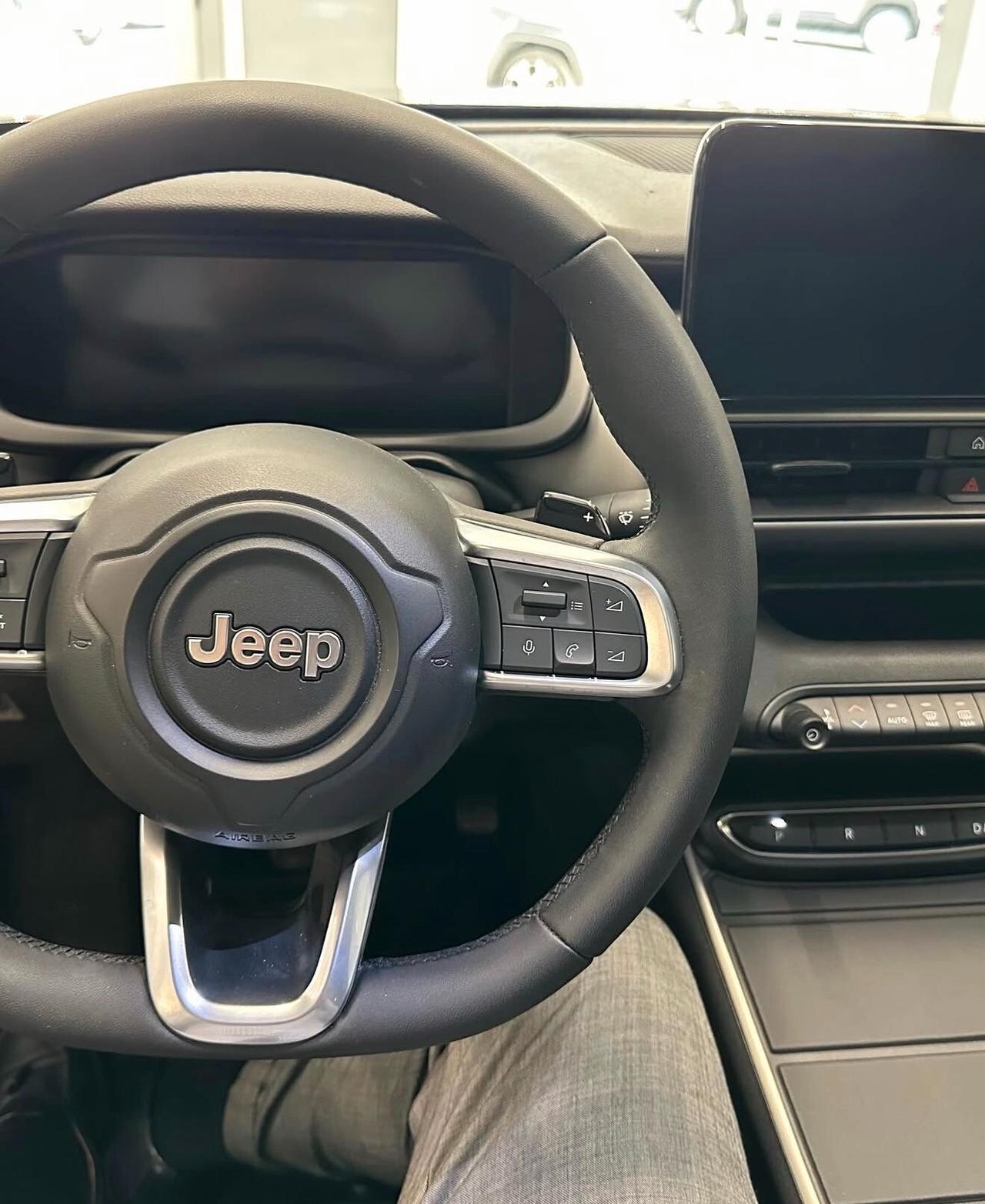 Jeep Avenger 1.2 Turbo 100 CV MHEV Longitude