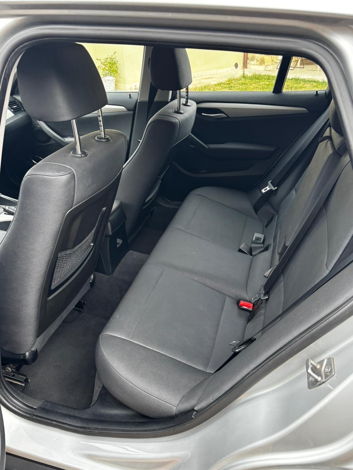 Bmw X1 sDrive18d X Line