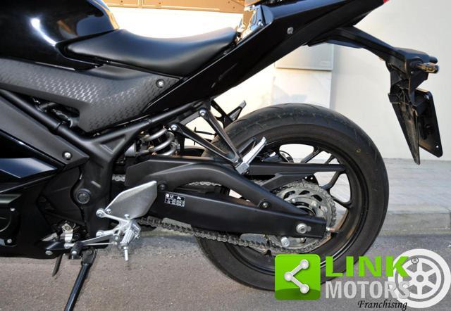 YAMAHA YZF R3 Pari al Nuovo