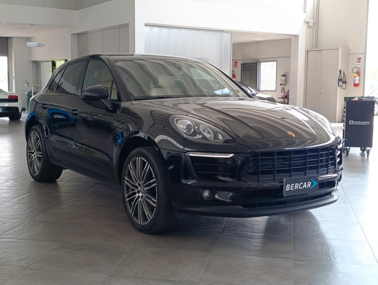 Porsche Macan 2.0 252cv pdk