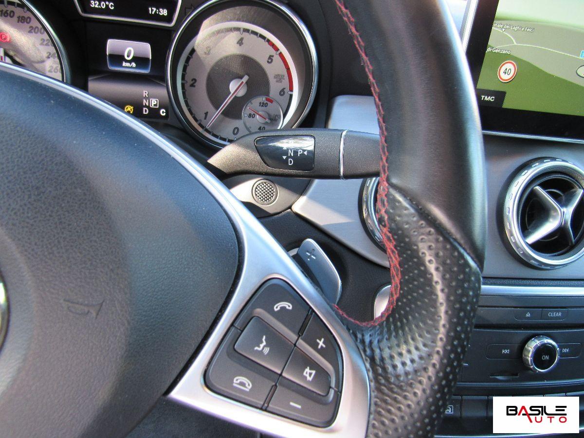 MERCEDES GLA 200 AMG 4Matic premium