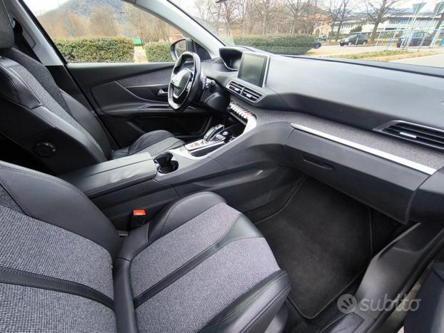 PEUGEOT 3008 1,6 BLUEHDI GT LINE - CAMBIO AUTOMATI