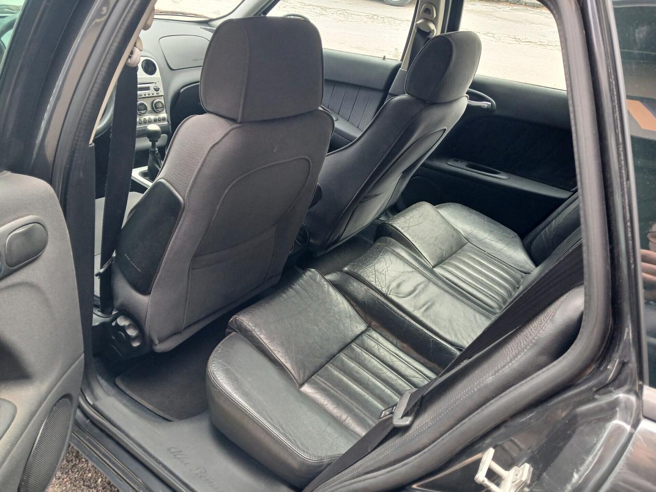 Alfa Romeo 156 1.9 JTD Sportwagon Distinctive