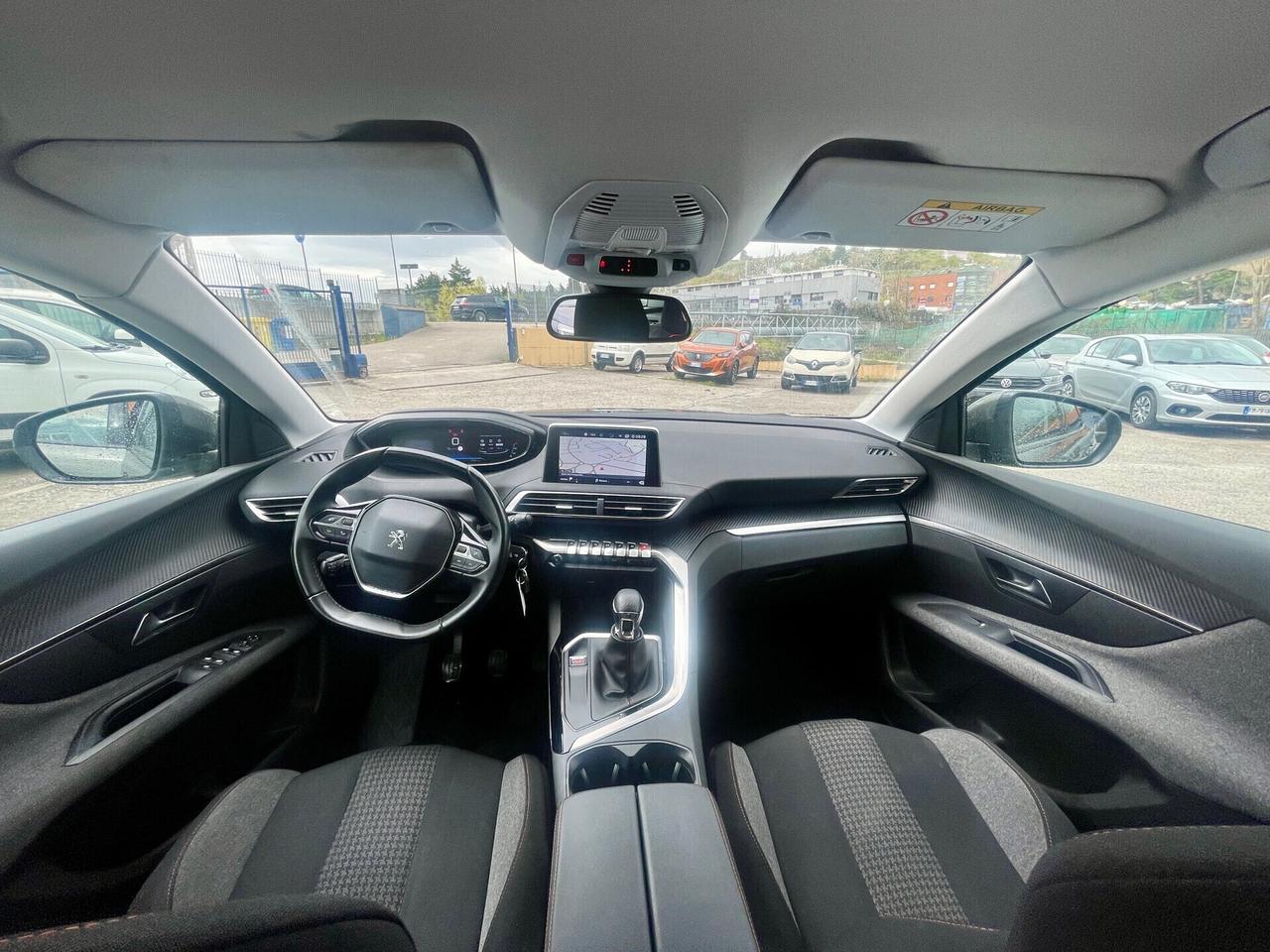 Peugeot 3008 HDi 130cv 6m km 101000 NAVI