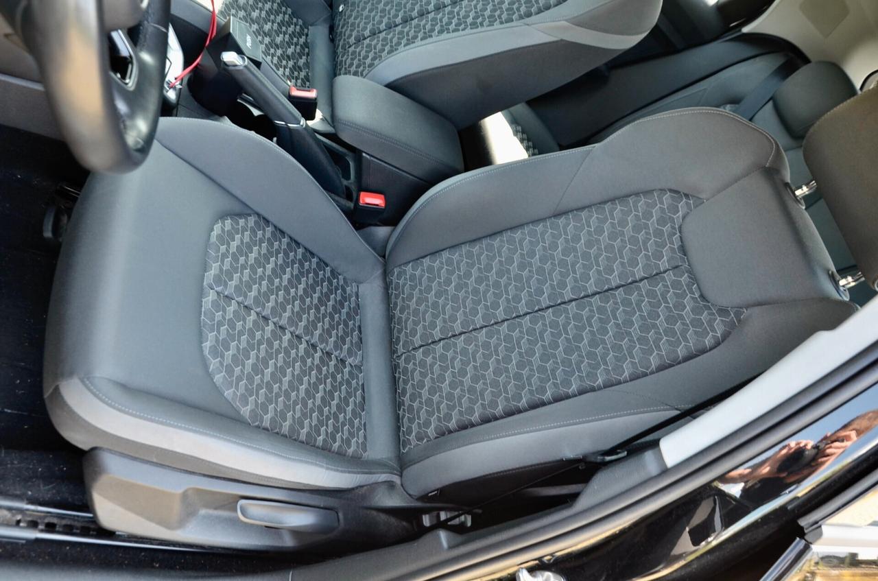 AUDI A1 SPB 30 1.0 TFSI S-LINE EDITION 110cv S-TRONIC, UFF ITALIANA, UNICOPROPRIETARIO, SERVICE AUDI, FARI LED, PERMUTE
