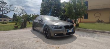 Bmw 330d CAMBIO MANUALE