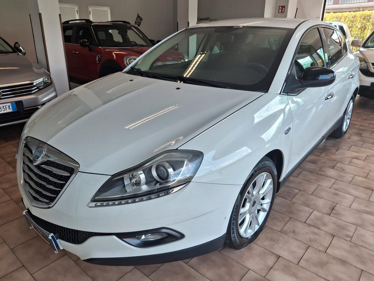 Lancia Delta 1.6 mjt Platino 120cv*NEOPATENTATI