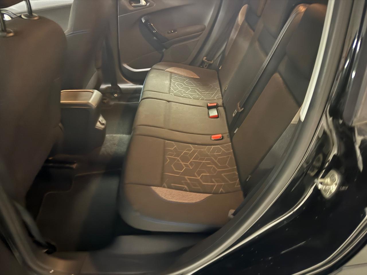 Peugeot 2008 PureTech 82 S&S Allure