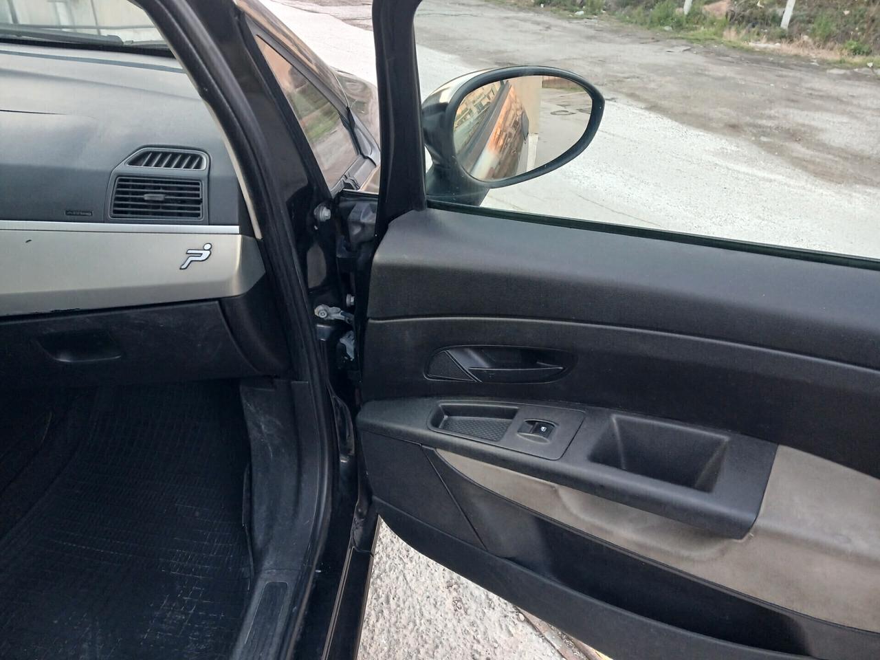 Fiat Grande Punto 1.3 MJT 90 CV 5 porte Emotion