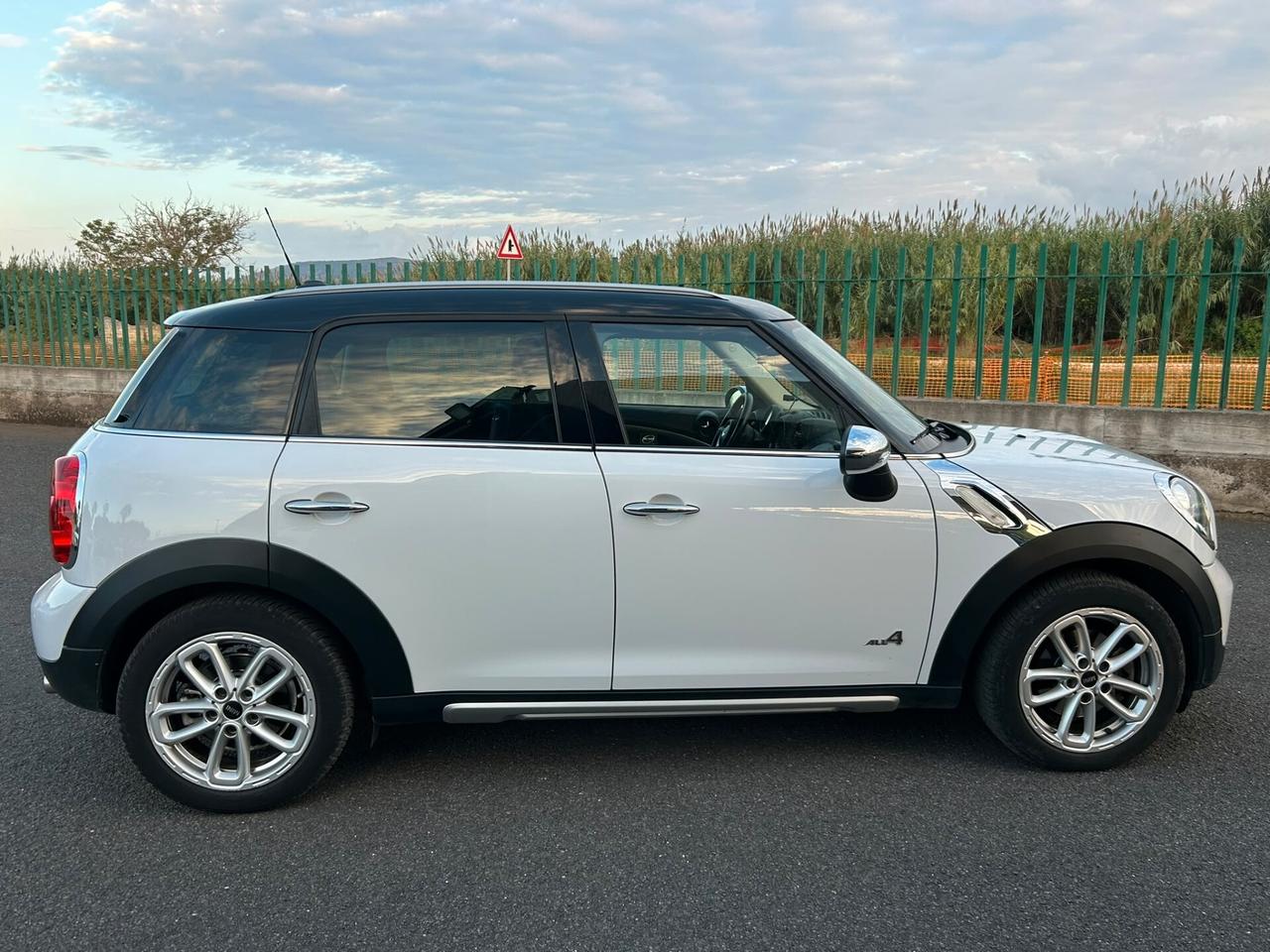 Mini Cooper D Countryman 2.0 ALL4 Automatica