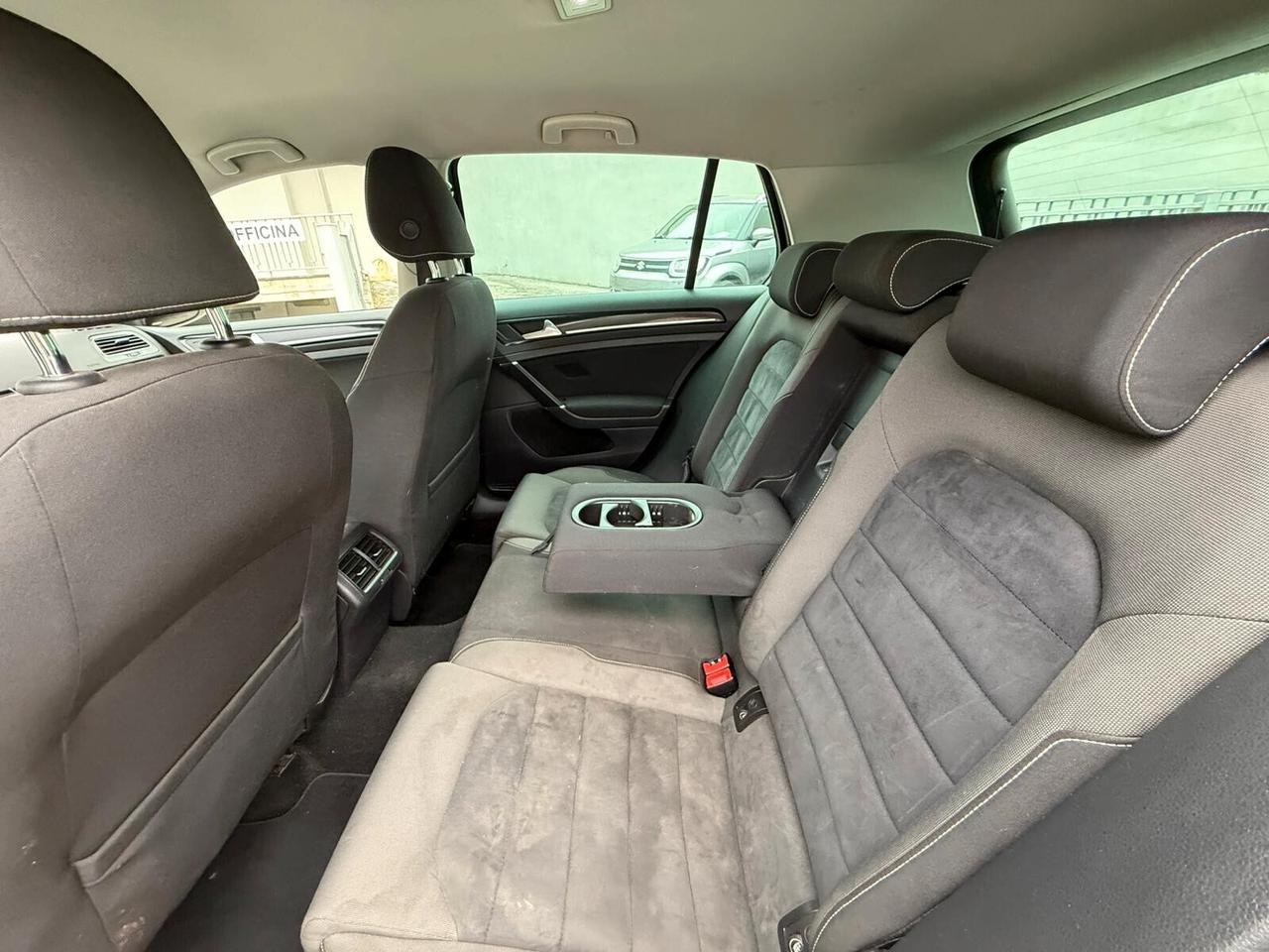 VOLKSWAGEN GOLF VII 1,6 TDI 105 CV DSG HIGHLINE 5P