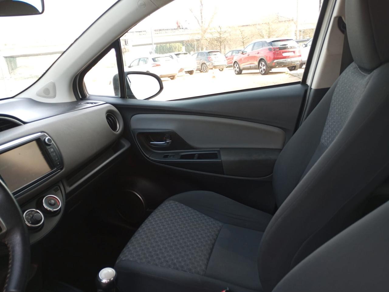 Toyota Yaris 1.0 5 porte Lounge