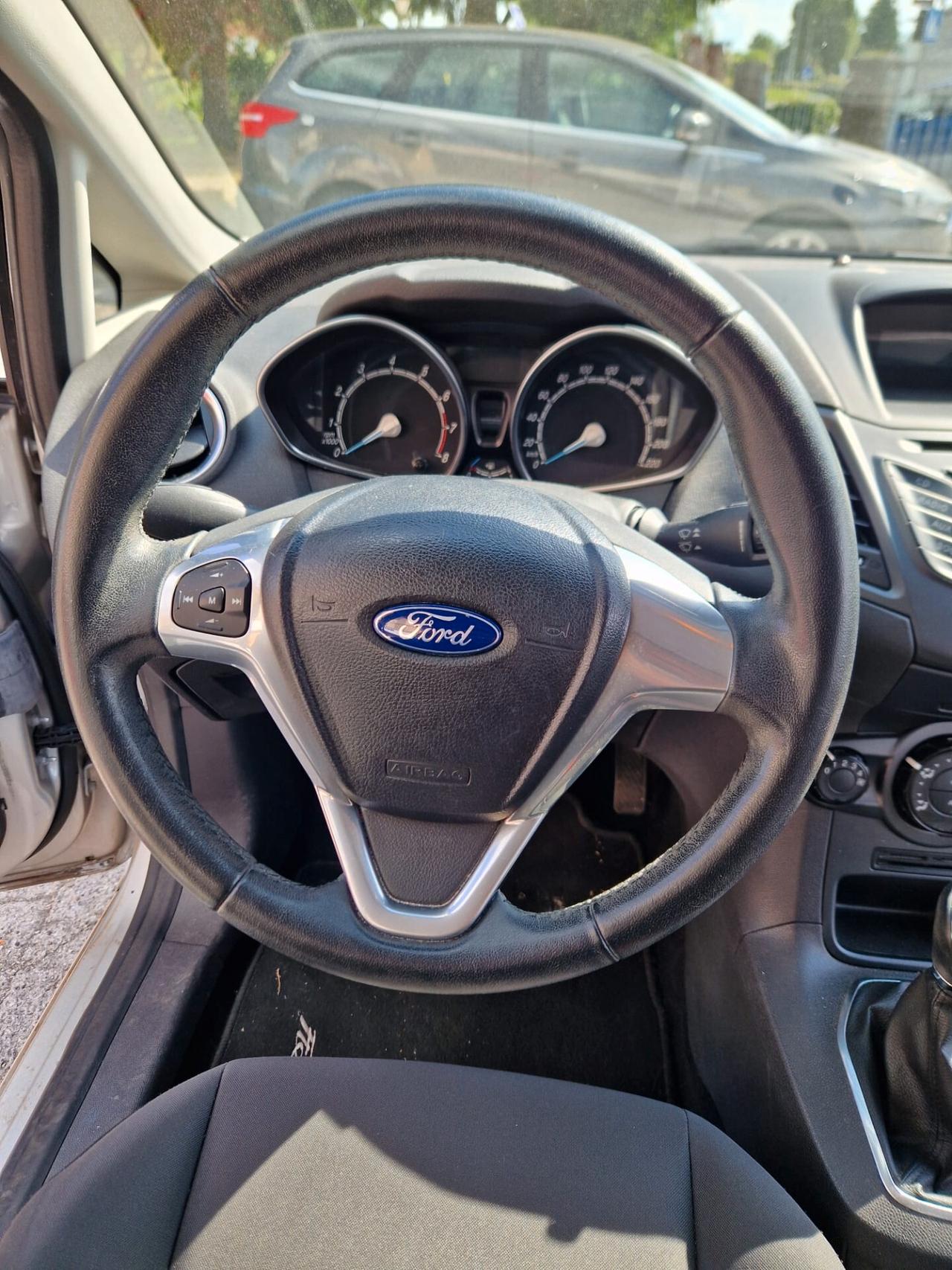 Ford Fiesta 1.2 60CV 5 porte OK NEO PATENTATI