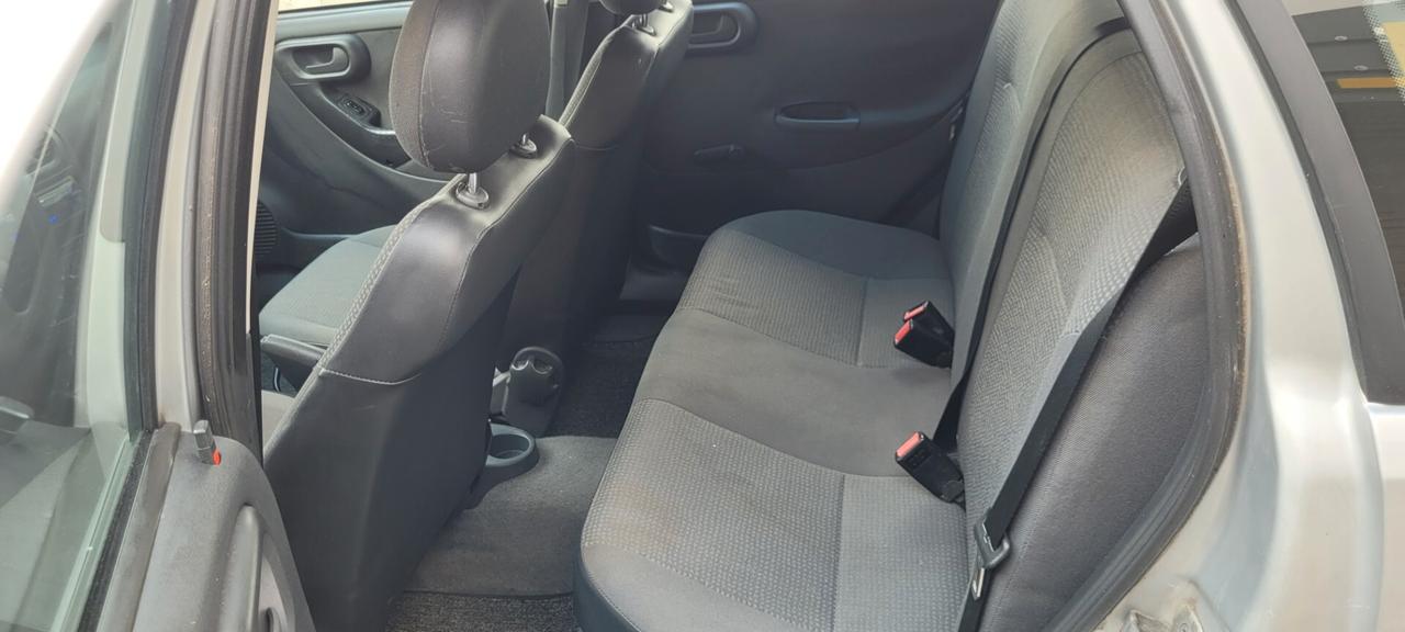 Opel Corsa 1.0i 12V cat 5 porte Edition