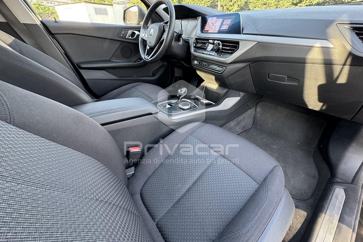 BMW 116d 5p. Business Advantage