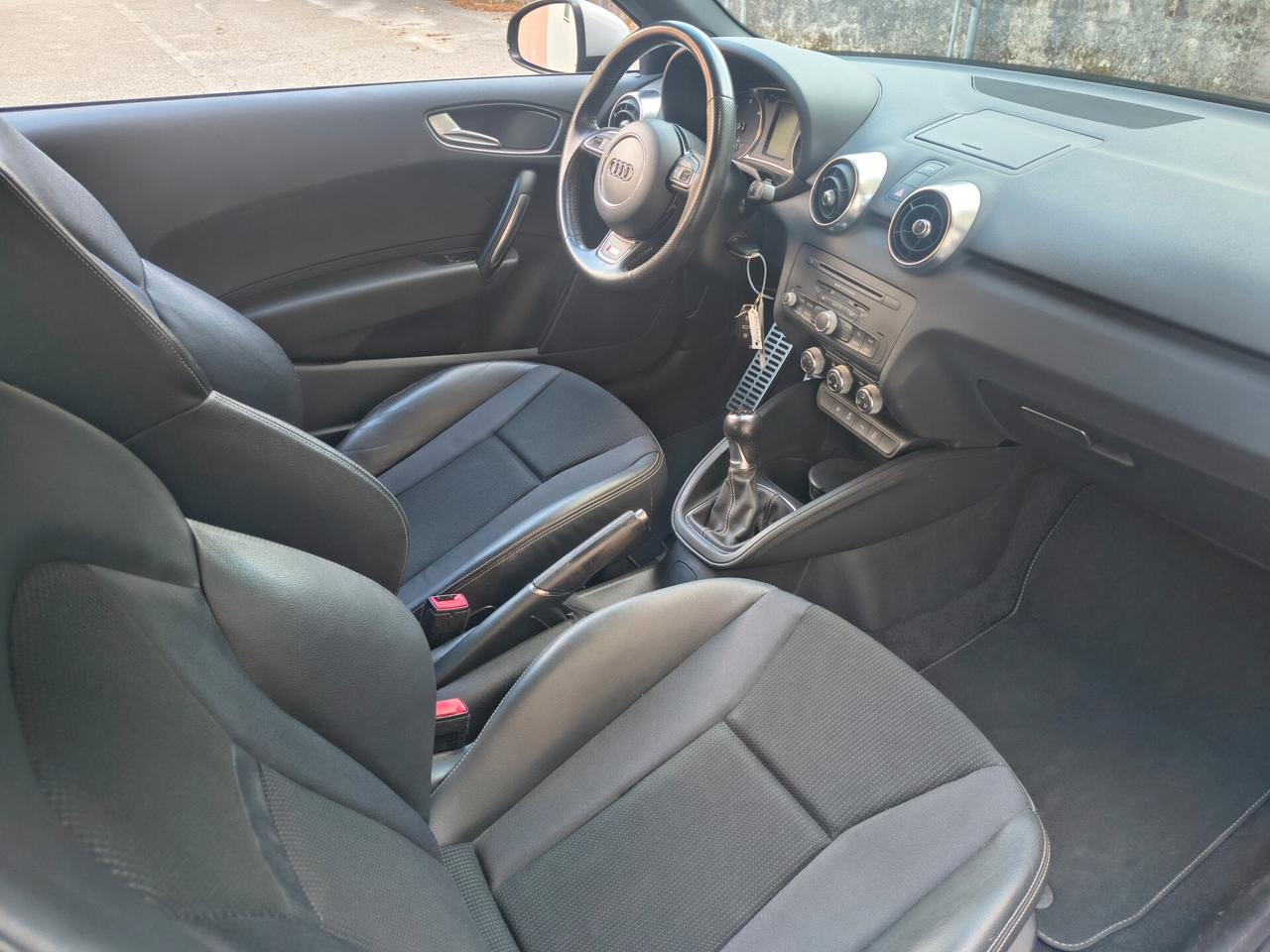 AUDI A1 1.6 TDI 105 CV AMBITION "OK NEOPATENTATI"