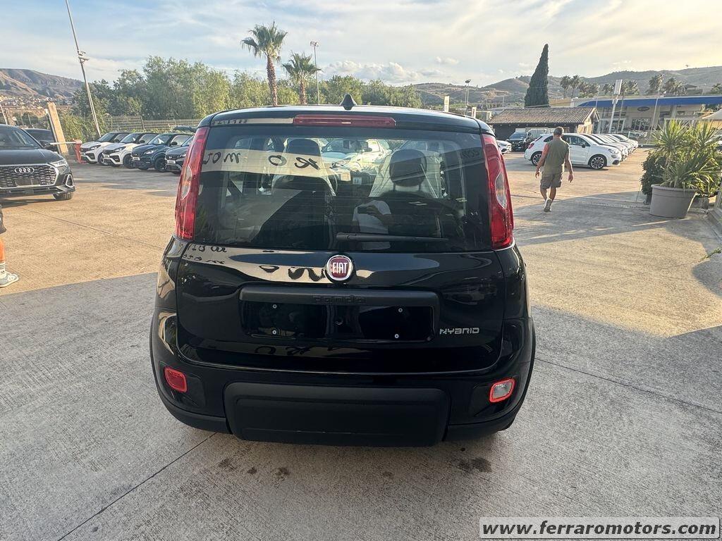 Fiat Panda hybrid km0 pronta consegna a soli 139 euro al mese