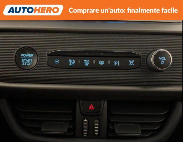 FORD Tourneo Courier 1.0 EcoBoost Powershift Titanium