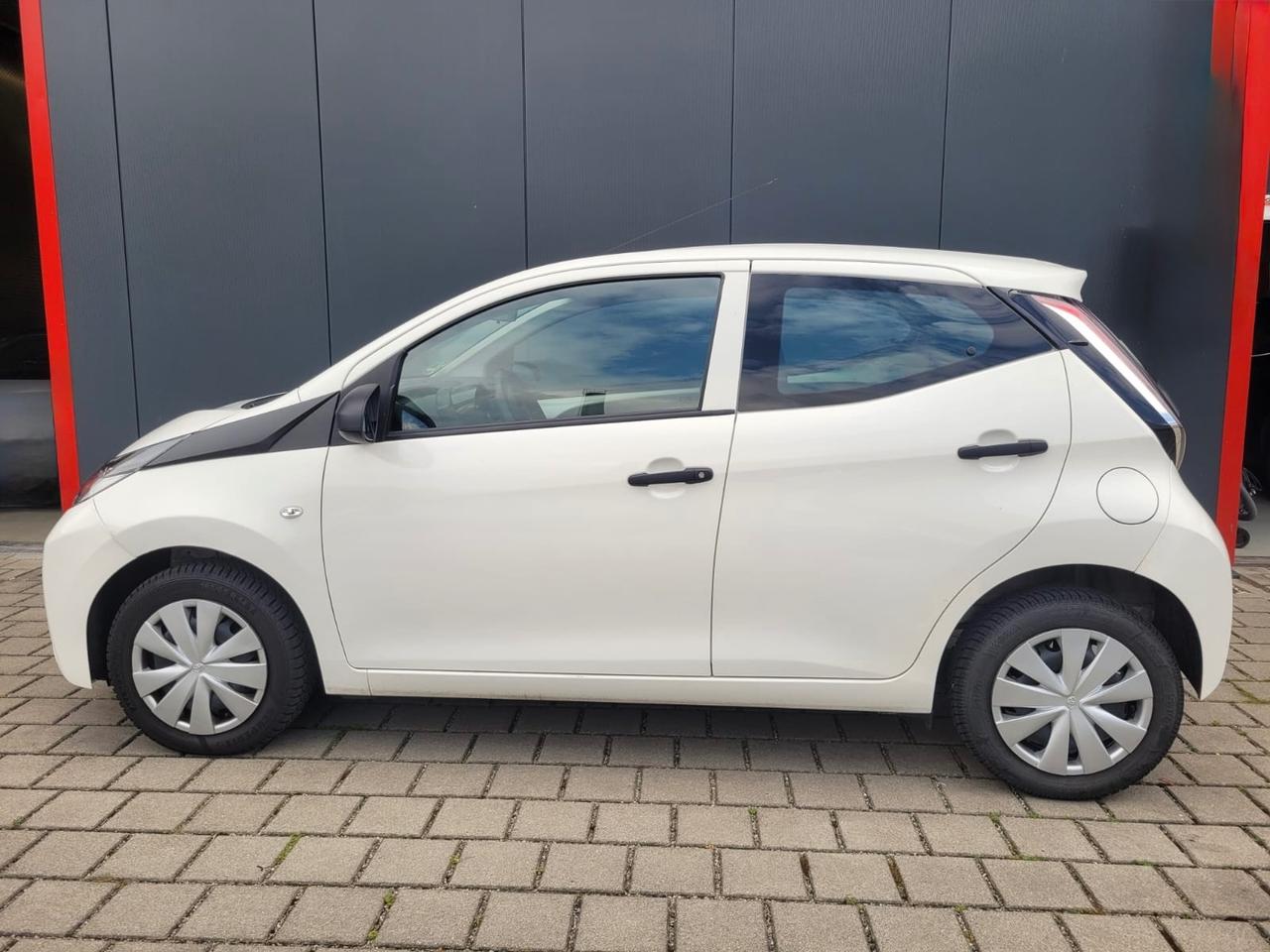 Toyota Aygo 28000 km
