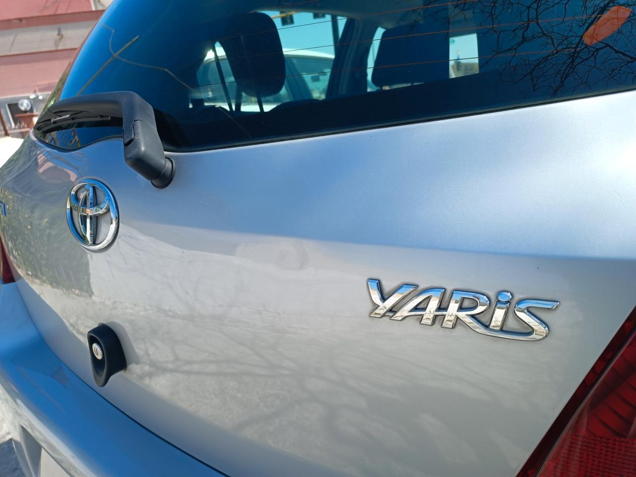 Toyota Yaris 1.4 D-4D 5 porte Sol