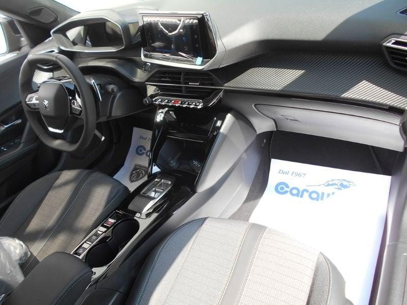 Peugeot 2008 130 Allure Pk EAT8 Finanziato