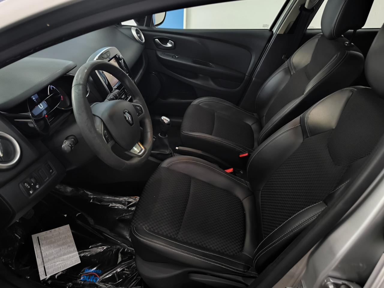 Renault Clio dCi 8V 90 CV Start&Stop 5 porte Energy Duel