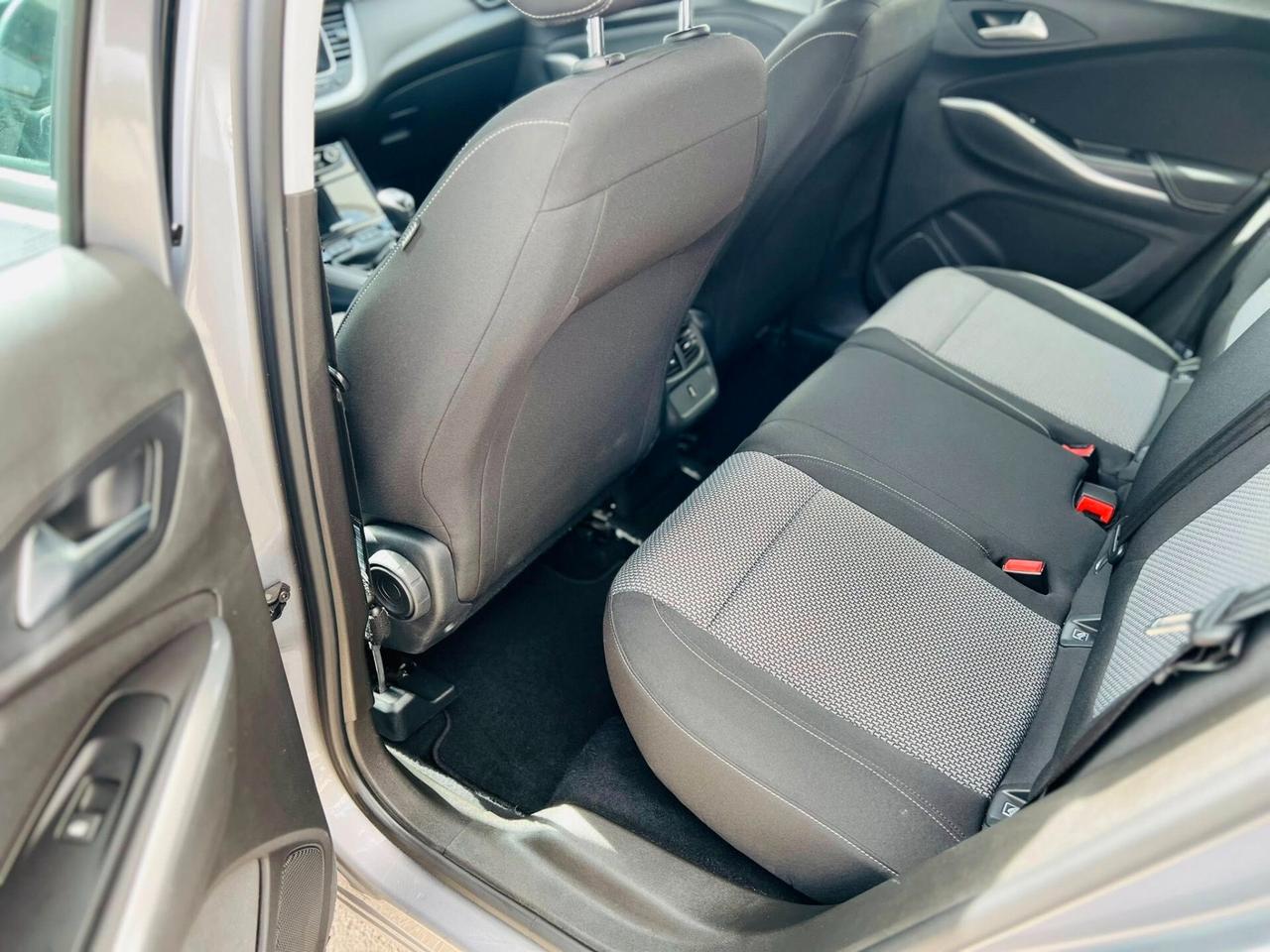 Opel Grandland X 1.5 diesel Ecotec Start&Stop Business