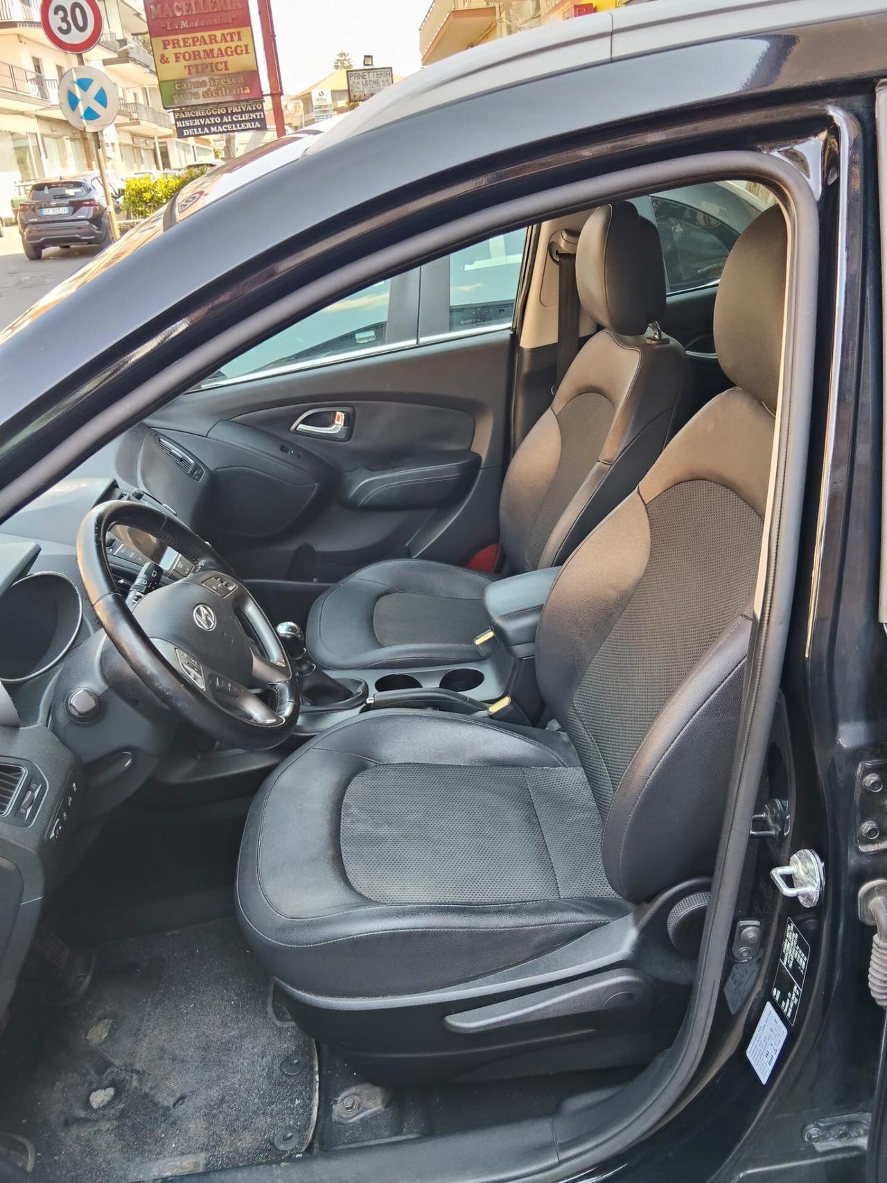 Hyundai iX35 1.7 CRDi 2WD Xpossible