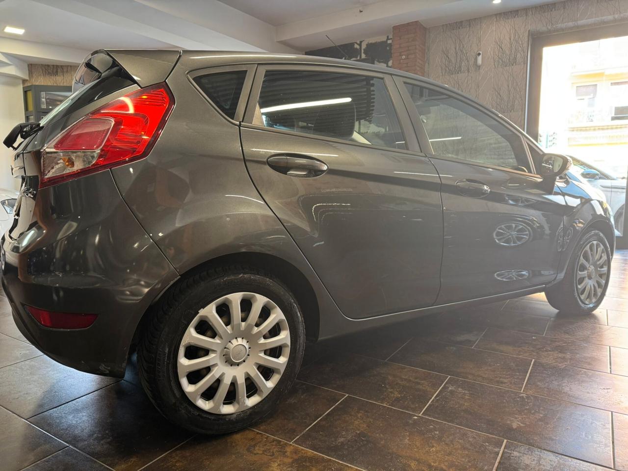 Ford Fiesta 1.5 TDCi 75CV 5 porte ST-Line