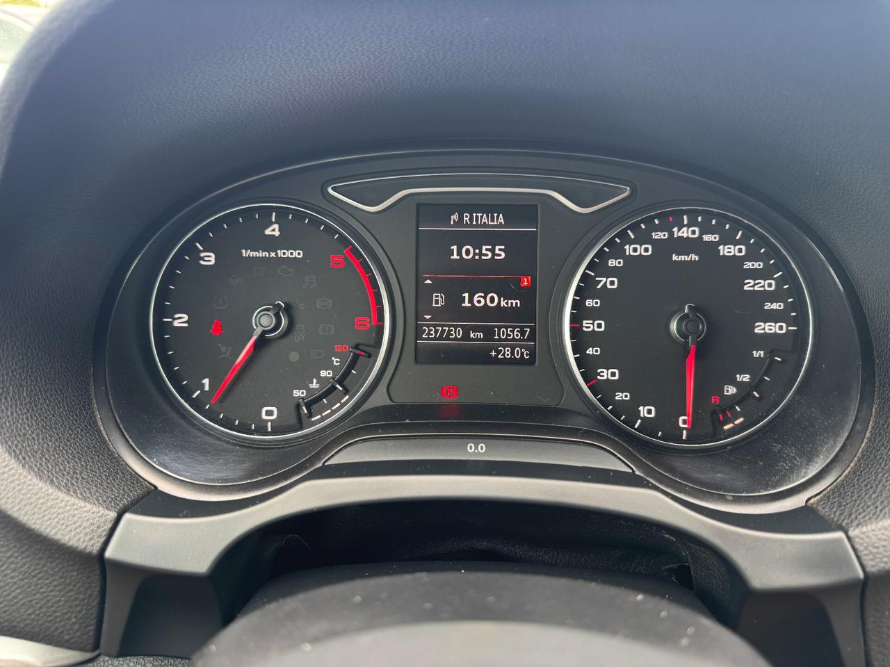 Audi A3 1.6 TDI 105cv AMBITON/2013