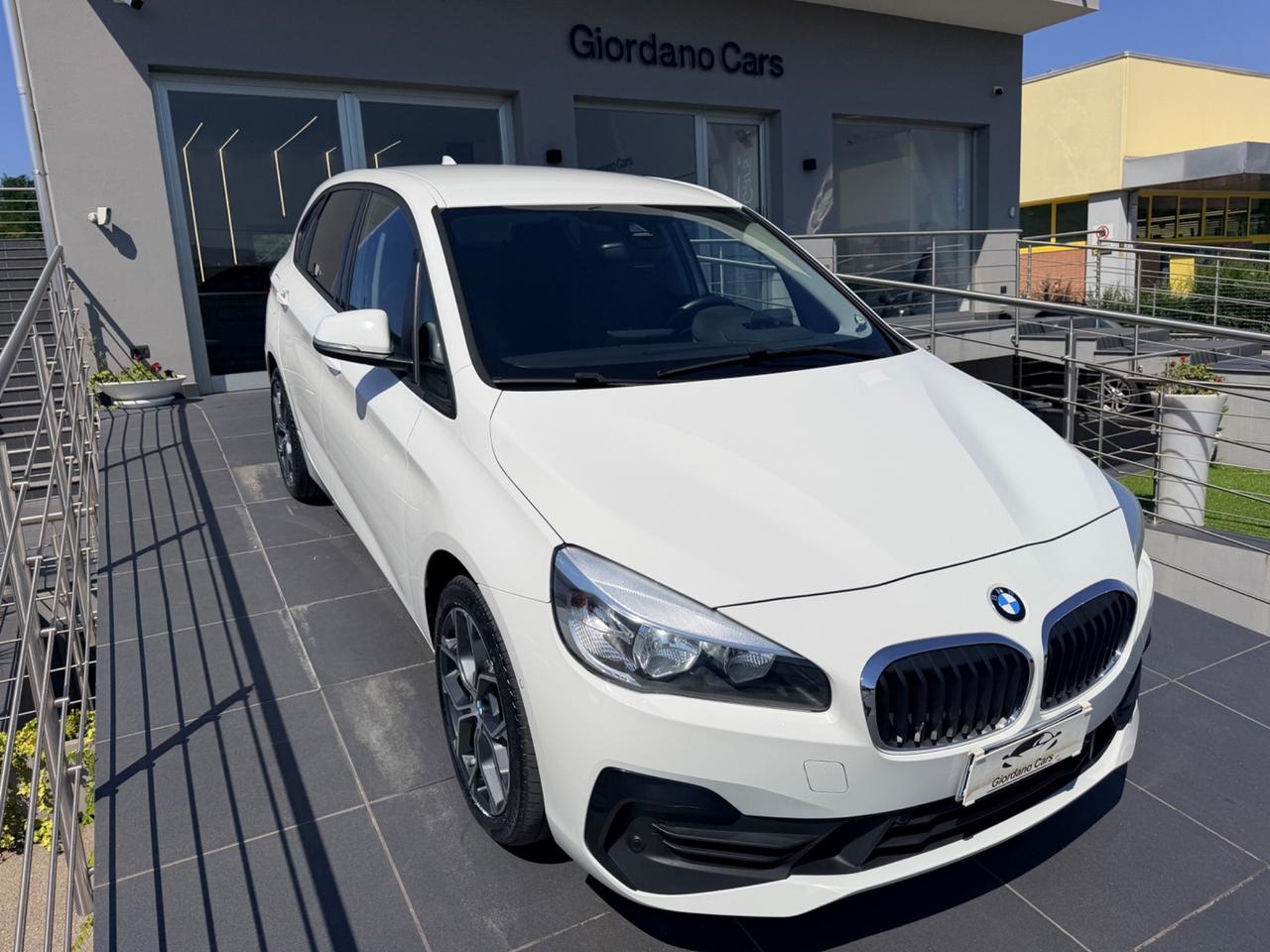 Bmw 2er Active Tourer 220d Luxury aut.