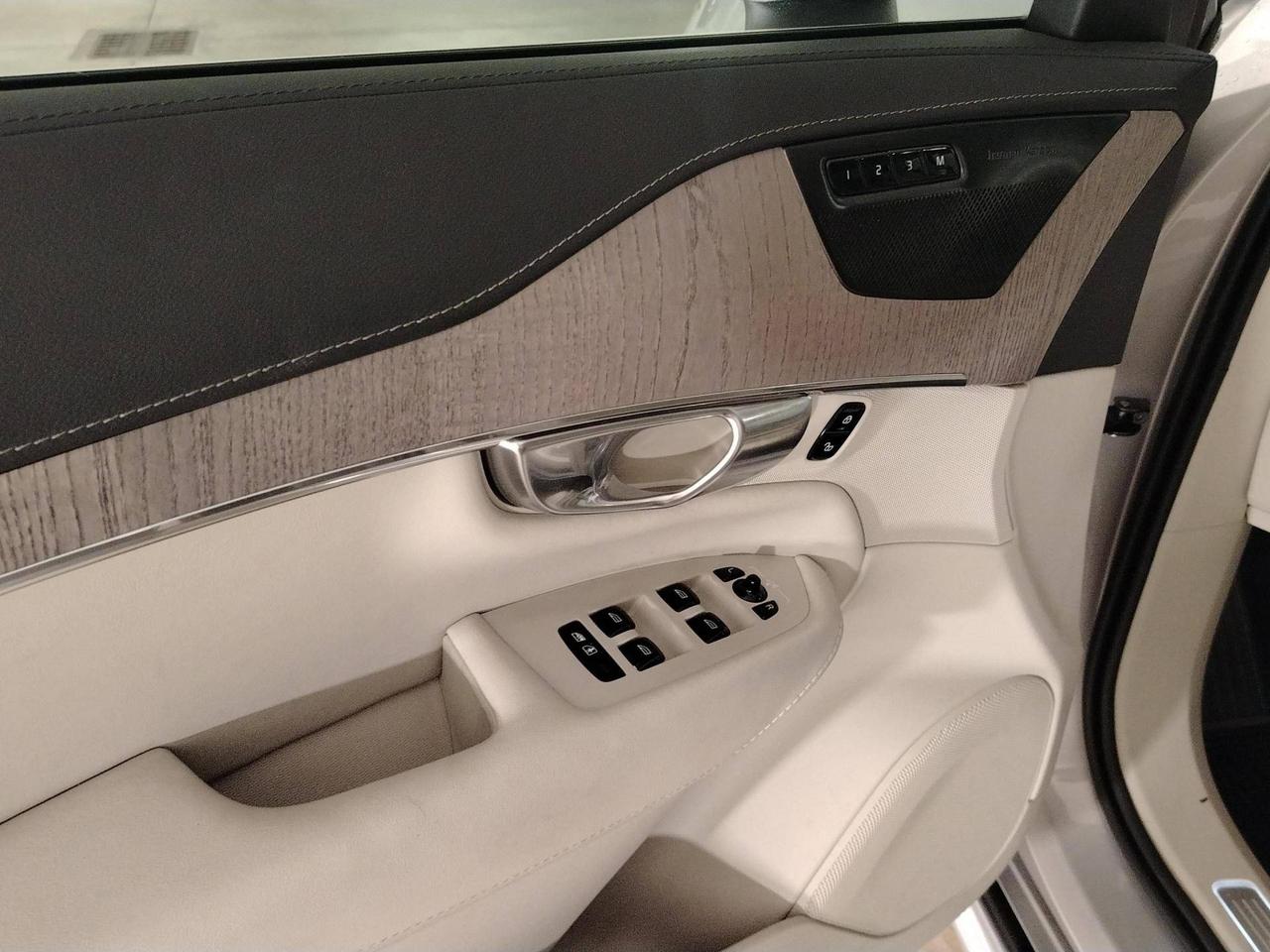 Volvo XC90 2.0 b5 Plus Bright awd 7 Posti