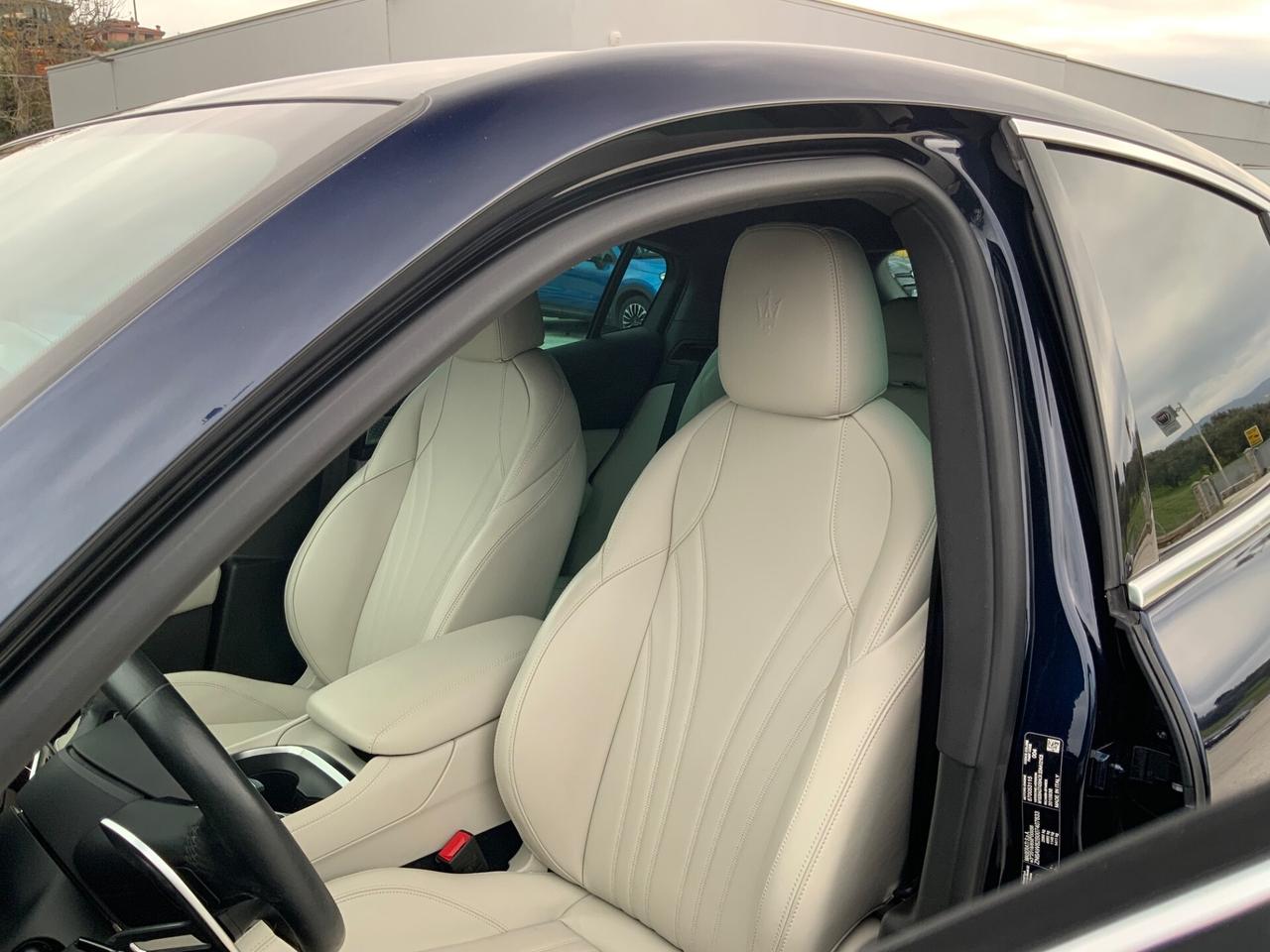 Maserati Grecale MHEV 300 CV AWD GT