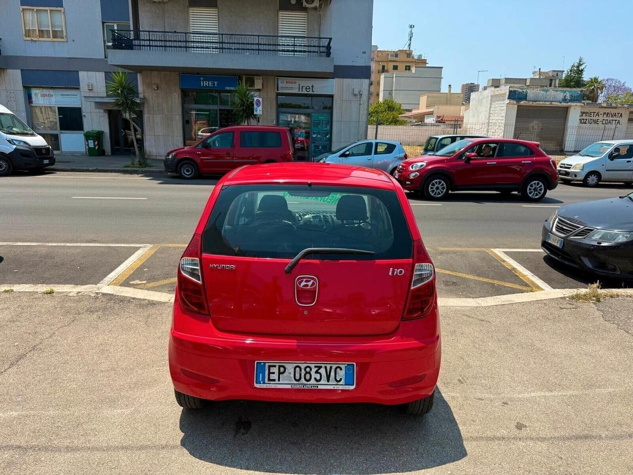 Hyundai i10 1.1 BENZINA - ANNO 04/2012 - NEOPATENTATO