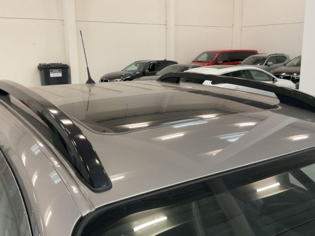 Nissan Navara 2.3 dCi 190 CV 4WD Double Cab N-Guard