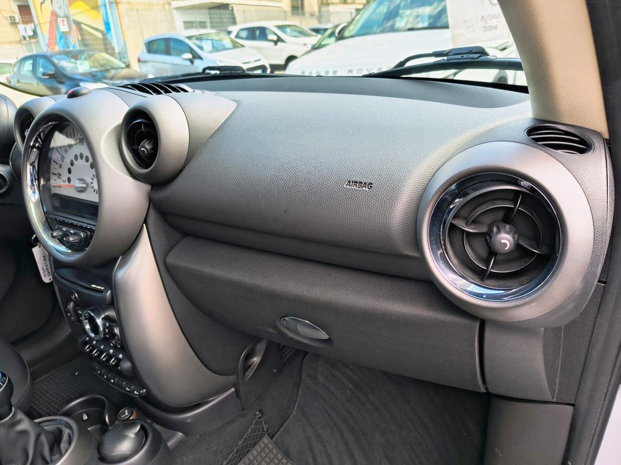 MINI COOPER COUNTRYMAN SOLO 68.000 KM 1.6 DIESEL