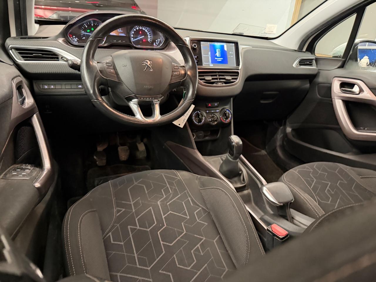 Peugeot 1.4 HDi 68CV Active