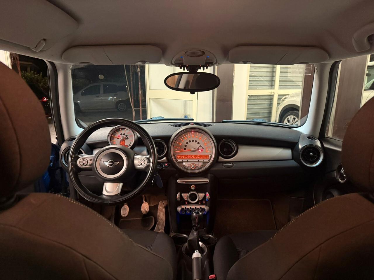 Mini Cooper D 1.6 109Cv