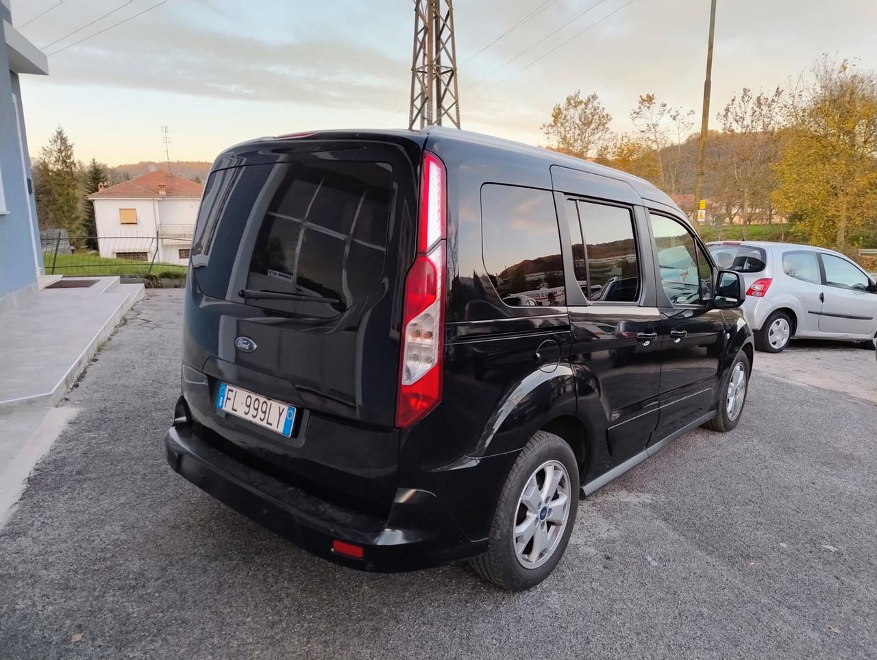 Ford Tourneo Connect Full tetto navigatore euro6 km88