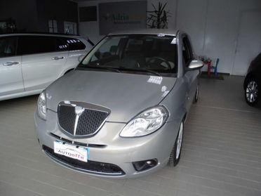 Lancia Ypsilon 1.3 MJT 90 CV Oro Plus